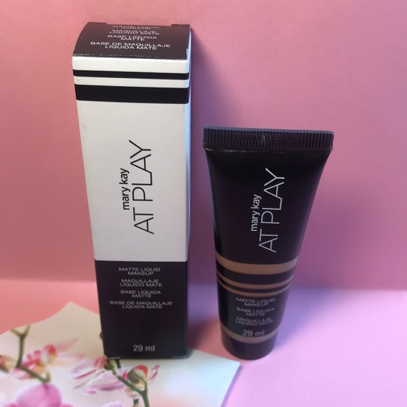 Mary Kay Mary Kay At Play Makeup Deep Tan - Picture 1 of 5